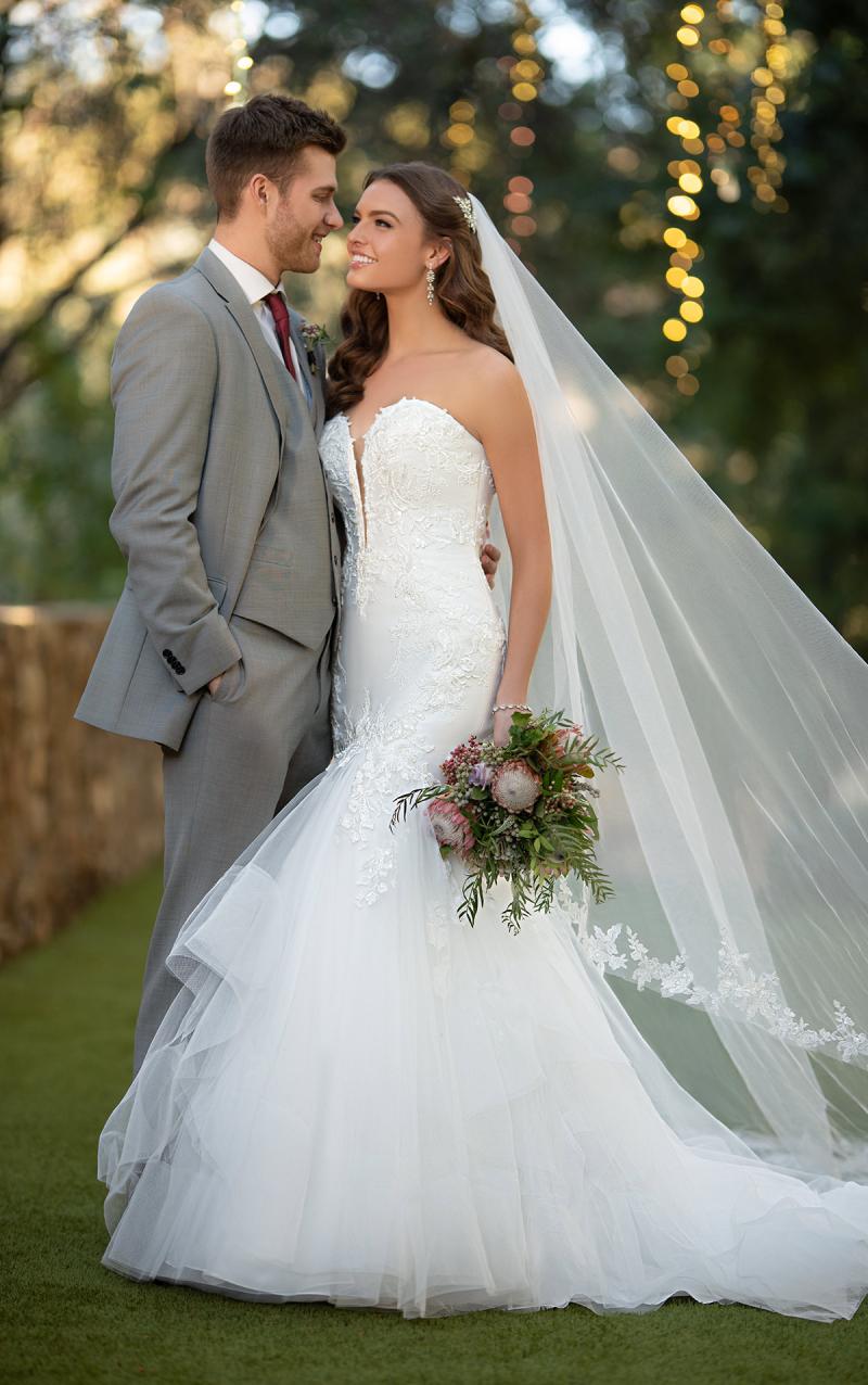 Essense of Australia Stella York Trunk Show Fall 2019